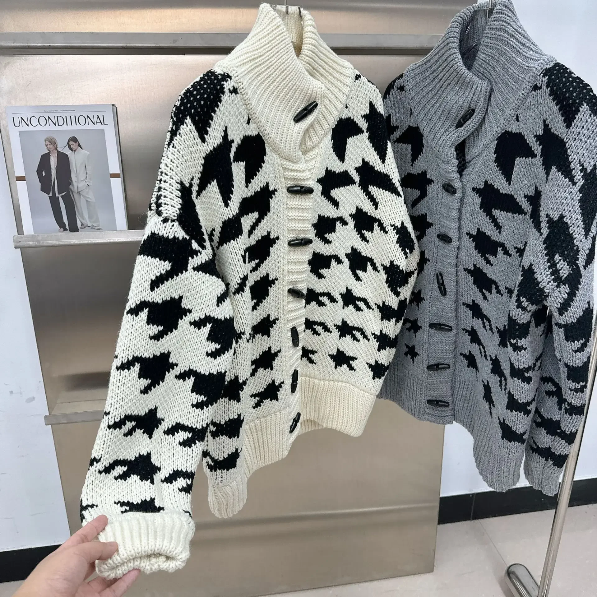 

Korean Style Cow Horn Button Outerwear Ladies' Lazy Autumn Winter Knitted Sweater Coat Retro Plaid Button Stand Collar Cardigan