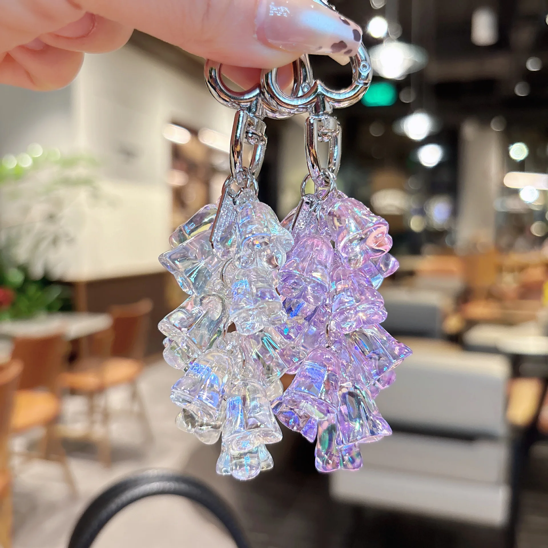 

New Creative Acrylic Transparent Lily of The Valley Pendant Keychain Dopamine Fashion High-end Mobile Phone Women's Bag Pendant