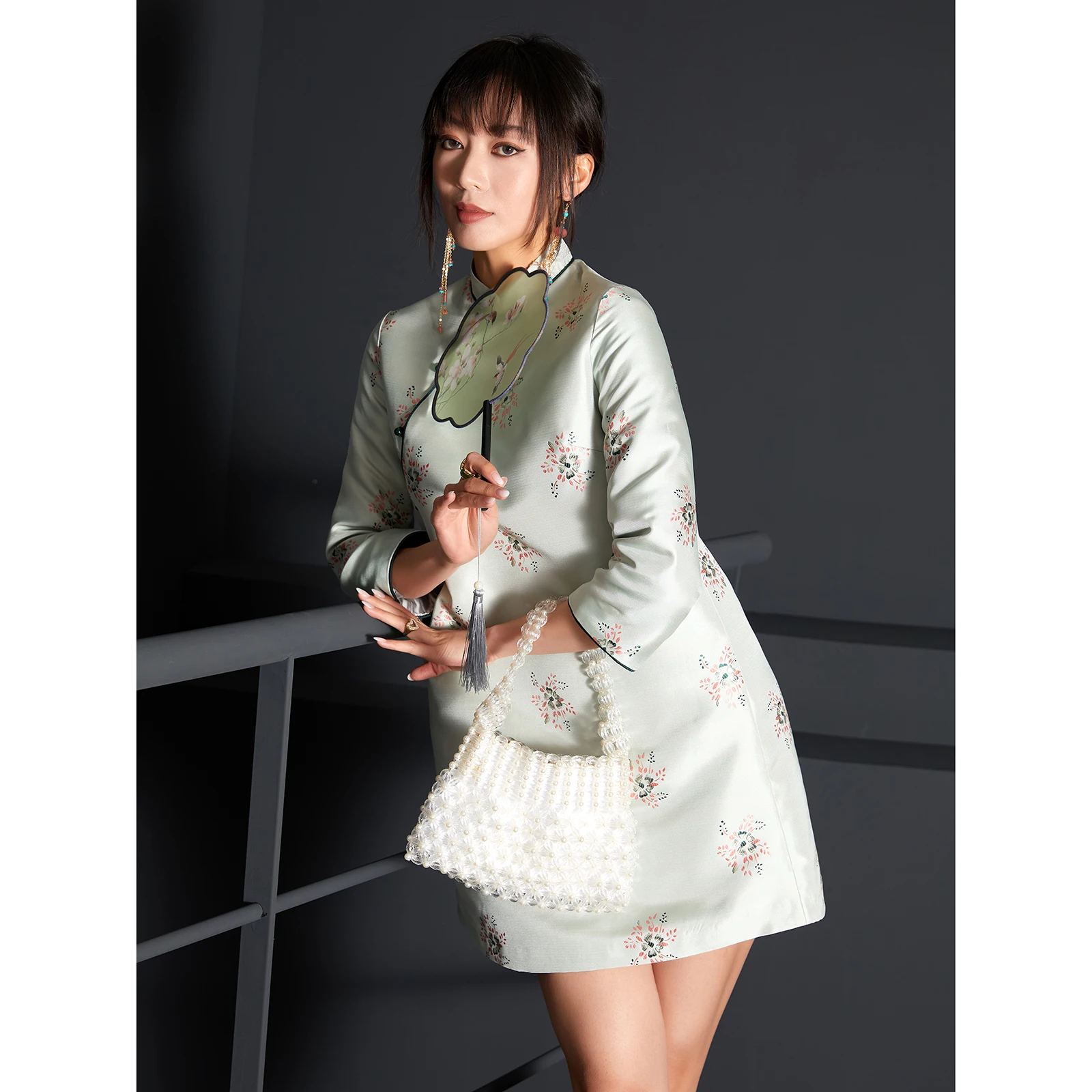 

Женское модное ретро-платье с цветочной вышивкой, короткое, А-силуэта, в китайском стиле, традиционный костюм