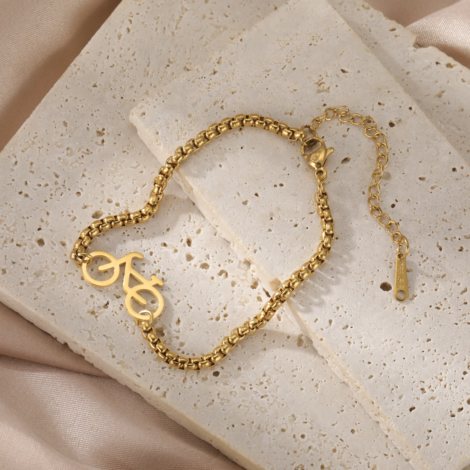 Skyrim Bicicletta C… - image