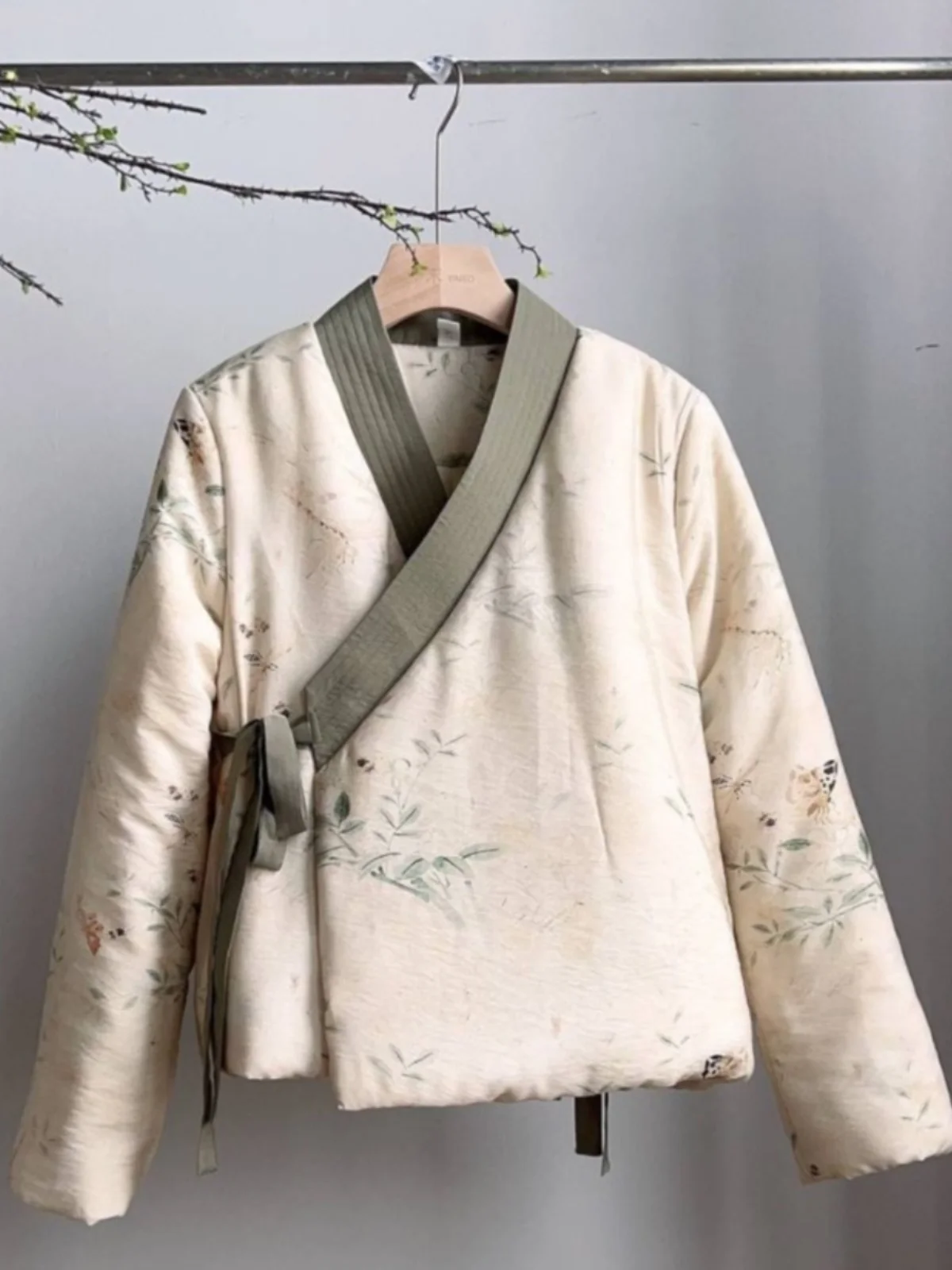 

New Chinese Sle Retro Printed Cotton Jaet Women's Winter Coat Belted Modified Hanfu Side Buttoned Thiened Long Sve