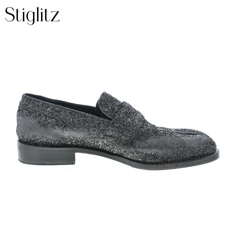 Black Sequined Tabi Loafers Novelty Designer Style Split Toe Shoes Fashion Style Sparkling Dress Shoes Comfortable Leather Shoes