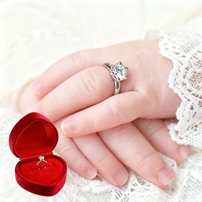 Infant Angel Ring Set with Red Velvet Box, Baby Cupid Cosplay Photo Props for Newborn Photography, Christmas Holiday Accessories
