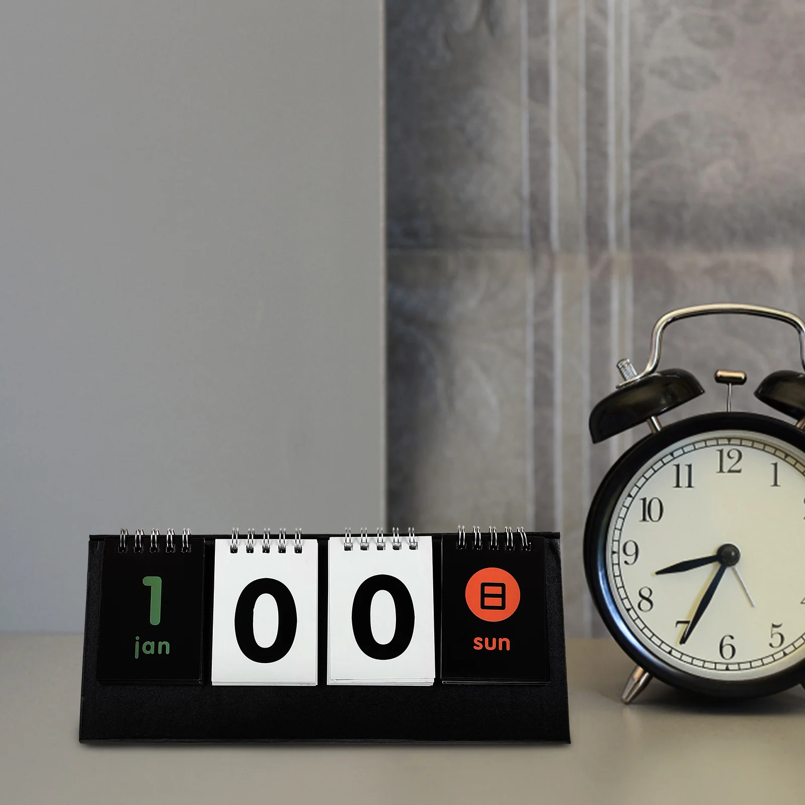 

Creative Flip Desk Calendar Reversible Perpetual Countdown D-Day Office Home Decor Modern Reusable Score Desktop