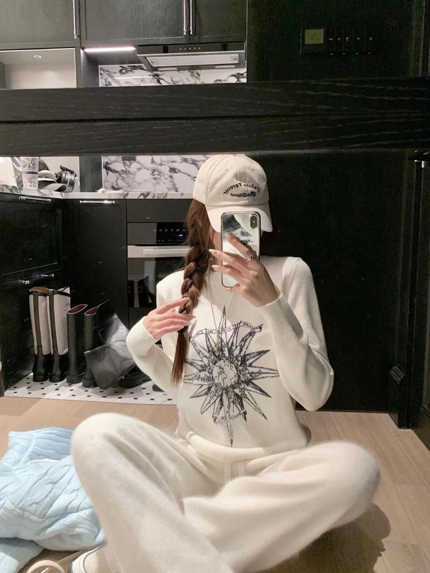 

Seoul Limited Edition Embroidered Knit Sweater Women's Slim Fit Long Sve ort Sle Luxury Faion Online Exclusive