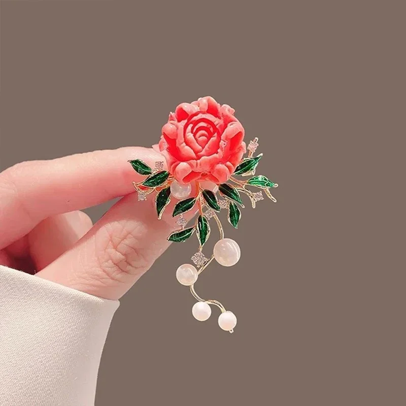 1PC New Luxury Temperament Pearls Vintage Pink Peony Flower Brooch Accessories High-end Brooches Pins For Women
