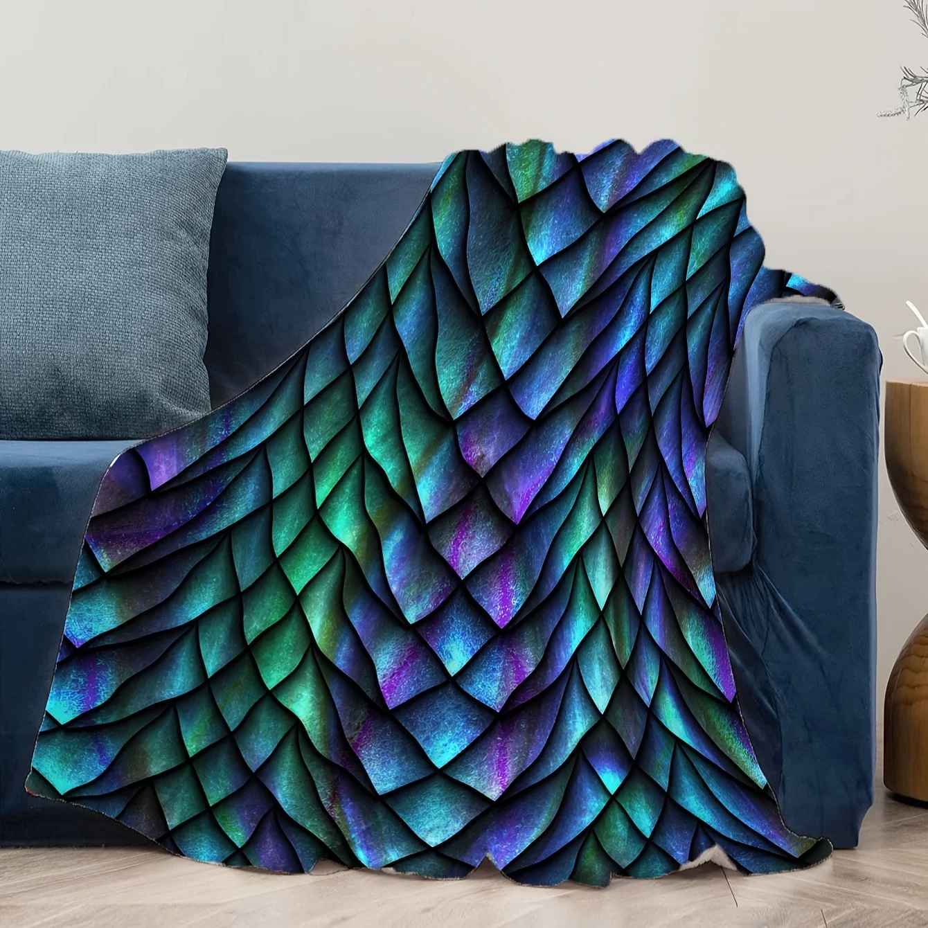 VIKAMA Tri-Color Dragon Scale Print Throw Blanket Soft, Warm, And Comfortable For Bedrooms And Living Rooms, Use For All Seasons