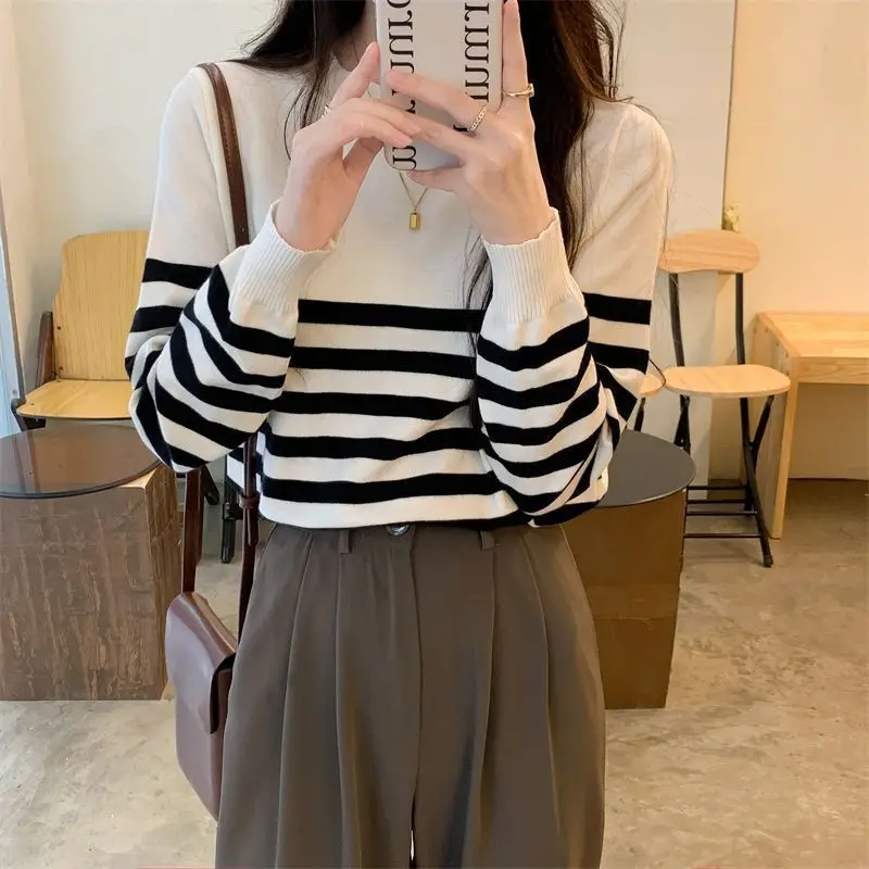 Odzież damska Koreański styl Luźne swetry w paski Jesień Casual All-match O-neck Swetry z długim rękawem Office Lady Vintage Tops