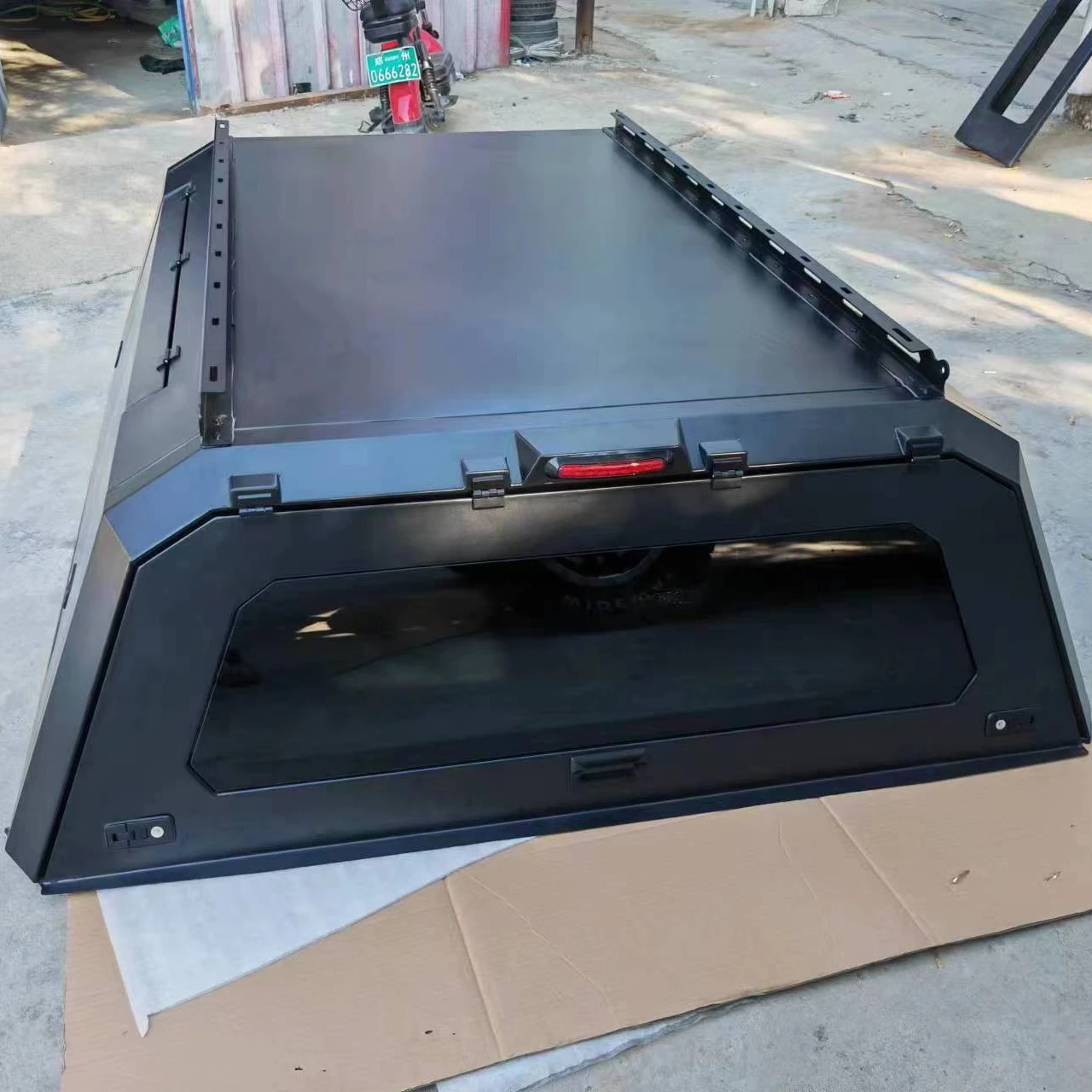 

New Pickup Tonneau Cover 4x4 Pickup Truck Canopy for F150 RANGER Hard Type Aluminum Alloy Topper Camper