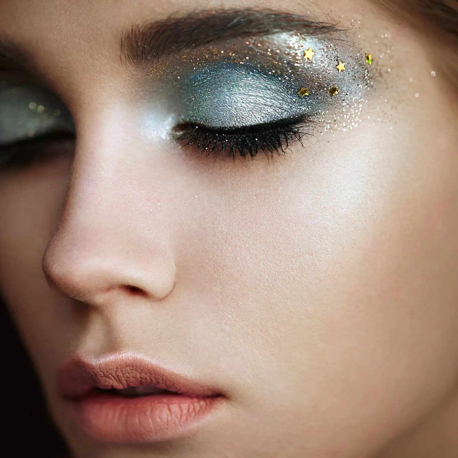 Set di 2 eyeliner in gel e trucco per sopracciglia, impermeabile, a lunga tenuta, texture morbida e setosa, pigmento marrone scuro e nero per occhi definiti