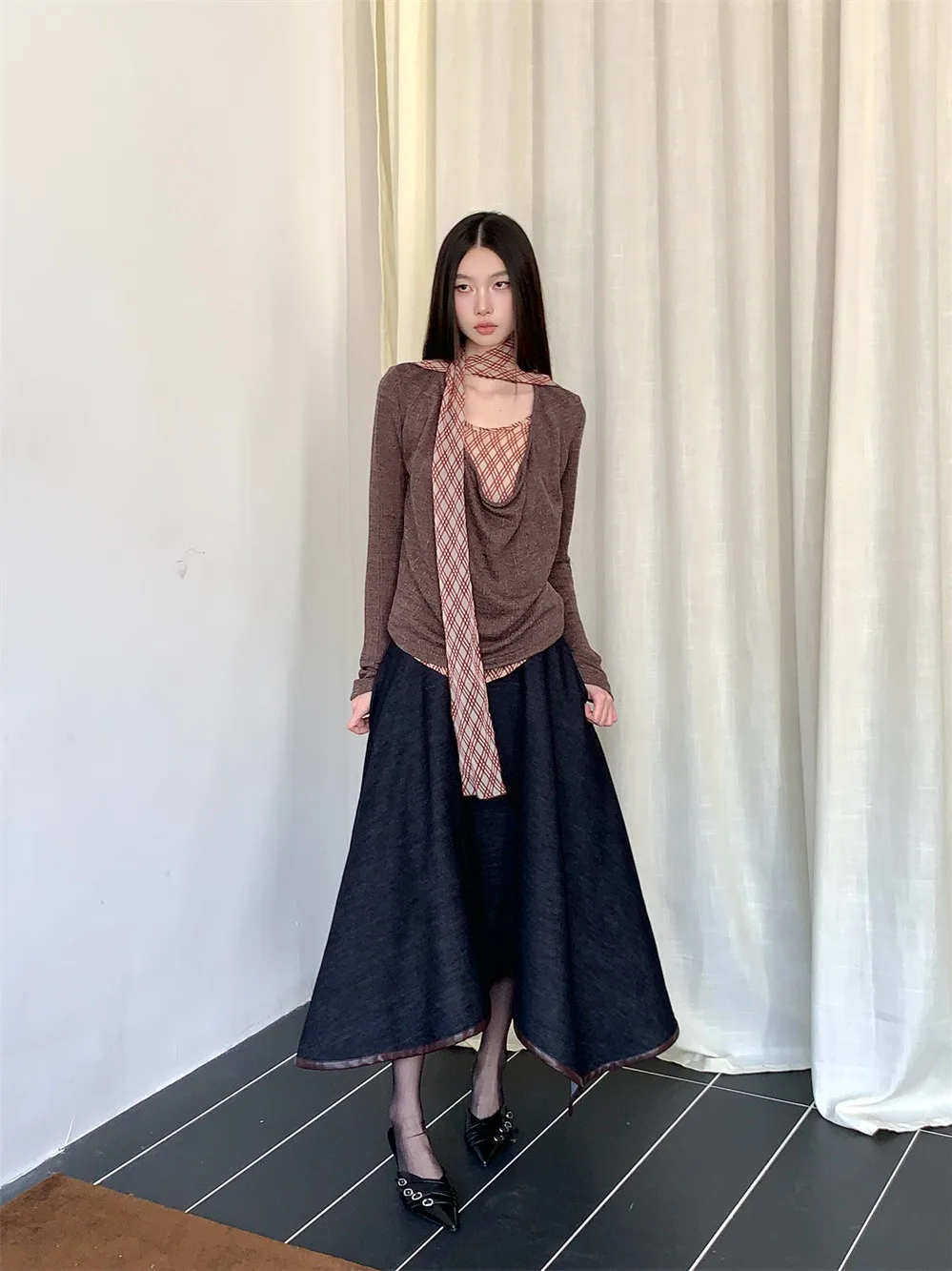 

Осенняя женская модная футболка с длинным рукавом в клетку, имитация двухслойности, с узлом на шее, в стиле Ханьфу, для молодых девушек