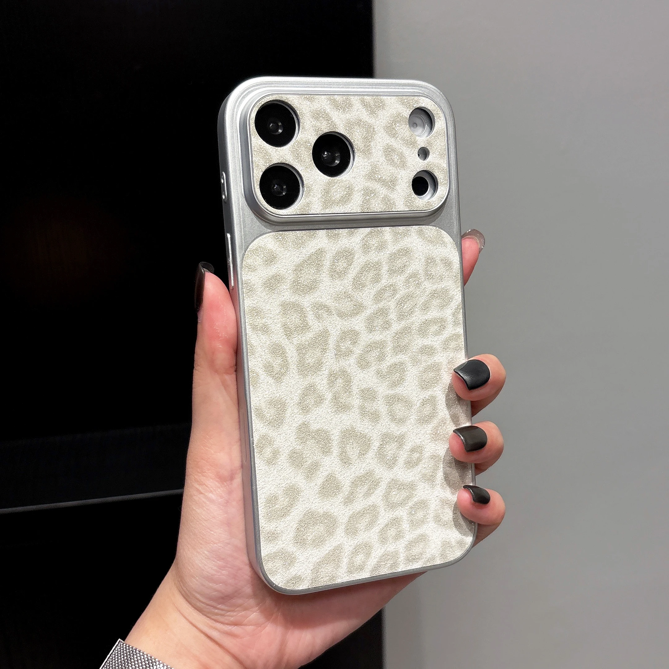 Custodia per telefono di lusso - Glitter Shockproof Case recensione e prezzo