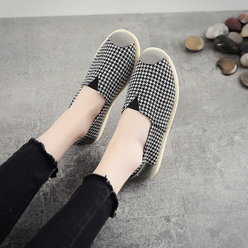 Summer Linen Flat Shoes Women Lightweight Breathable Fisherman Shoes Ladies Soft Casual Shoes Slip On Lazy Loafers 2024