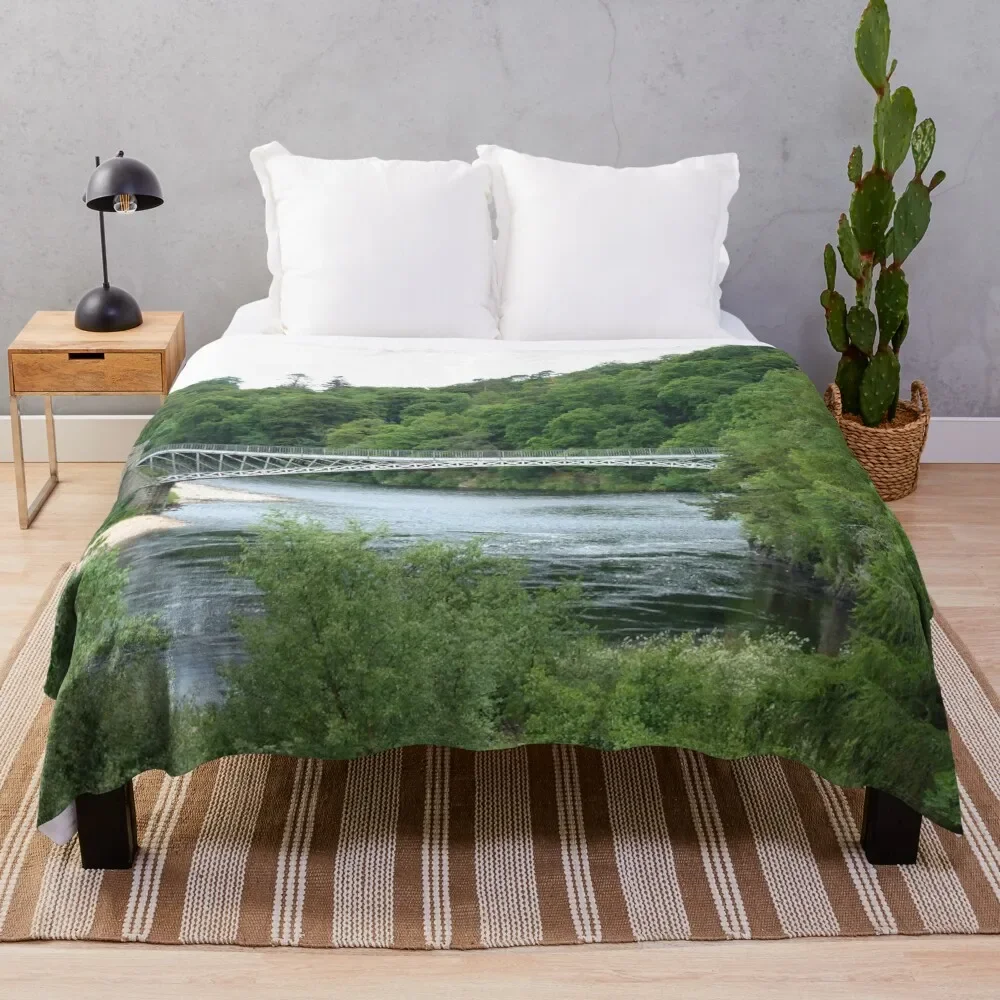 Beautiful Bridge Flannel Throw Blanket King Queen Full Size for Bedroom Sofa Couch Travel Blanket Super Soft Lightweight Warm