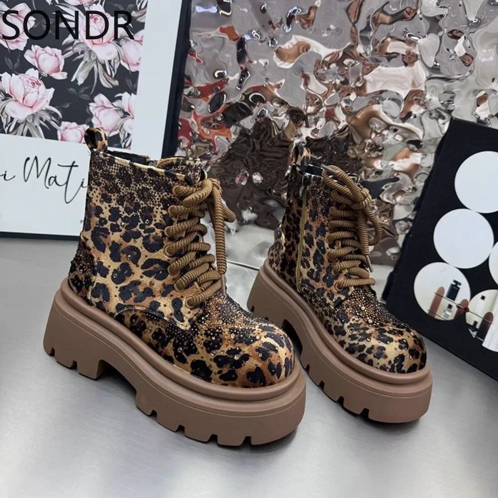 Womens Genuine Leather Leopard Rhinestones Ankle Boots Bling Crystal Lace Up Platform Chunky High Heel Shoes Retro Ne w2024