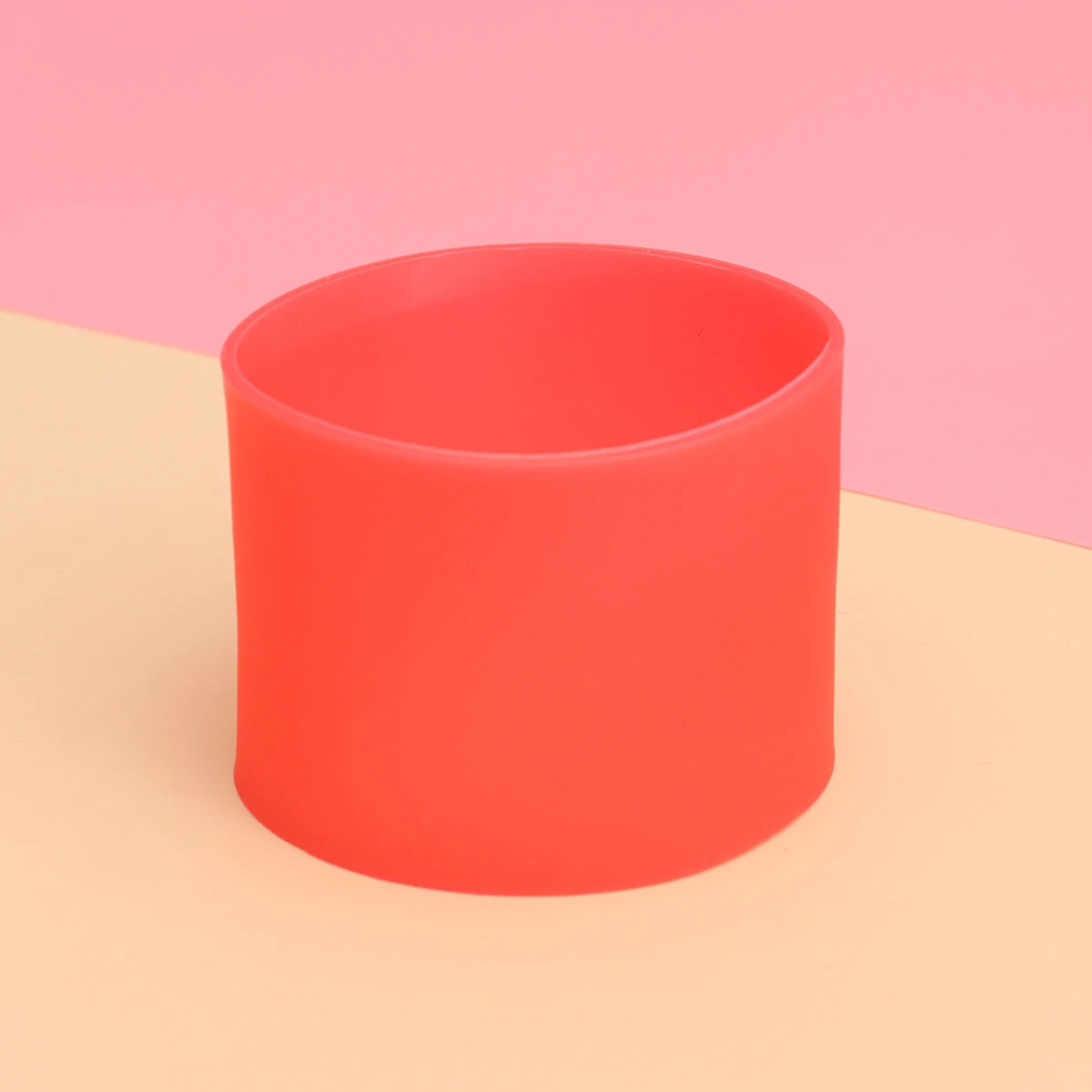 

Gray Silicone Heat Resistant Sleeve Non Slip Protective Cover for Bottle Mug Glass Cup Insulated Tumbler Glass Protective Sleeve