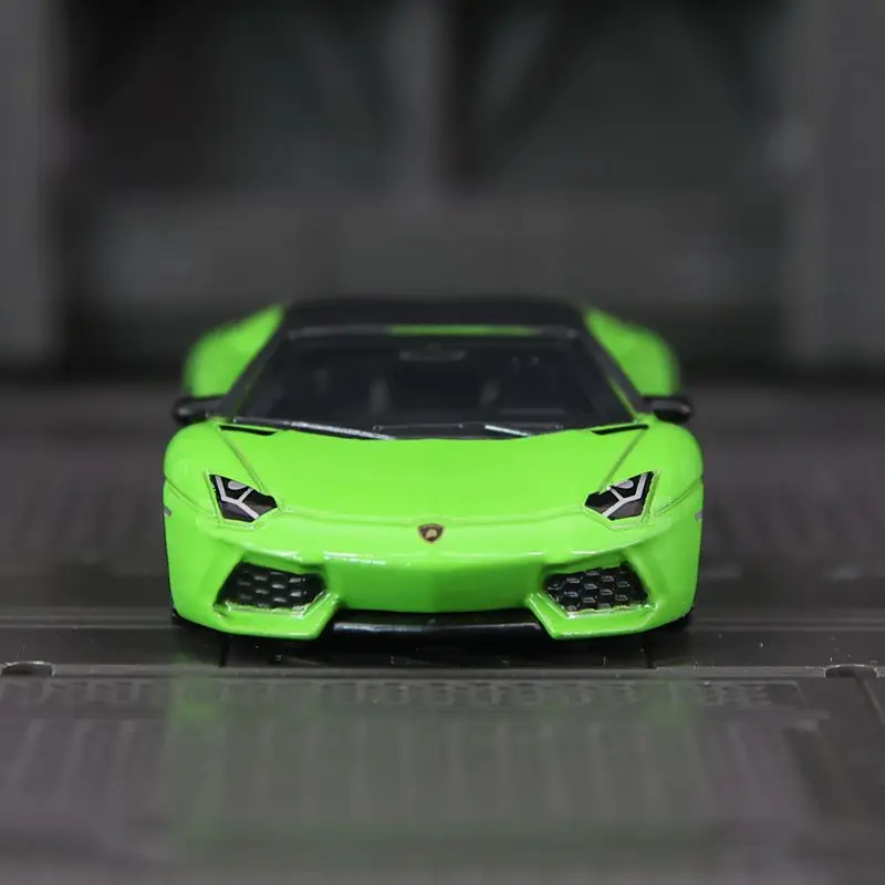 1: 64 simulação Lamborghini Aventador LP700-4, modelo estático, carro de presente colecionável de metal
