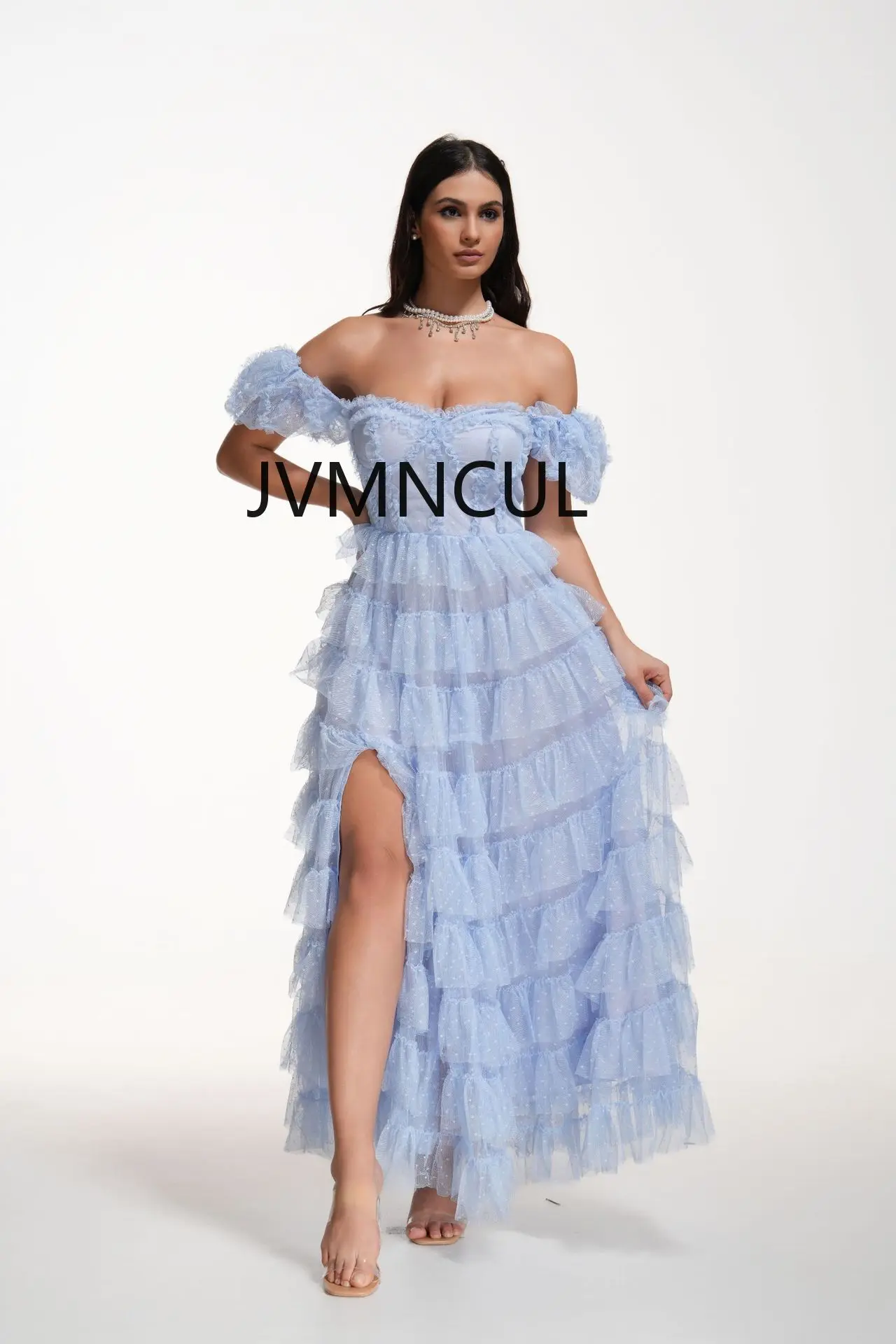

2025 European and American Style Polka Dot Puff Dress, Elegant and Slimming, Perfect for Parties and Events in Summer