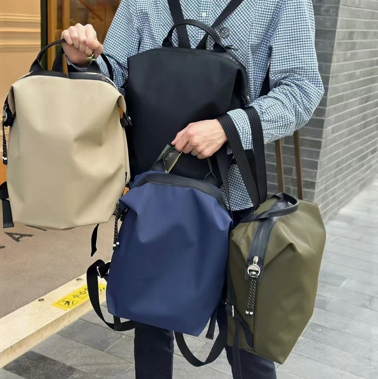 Mochila de Nylon Impermeável de Grande Capacidade para Viagem, Bolsa para o Dia a Dia, Mochila Leve e Reforçada para Laptop