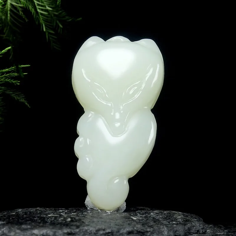 Natural Hetian White Jade Fox Jade Pendant for Men and Women