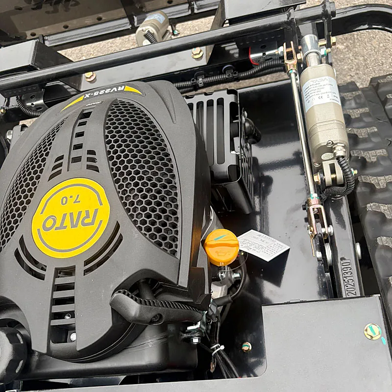 

Customized In Stock Fast Delivery 500mm zero Turn Grass Cut Flail Remote Control Crawler Lawn Mower for Golf Course