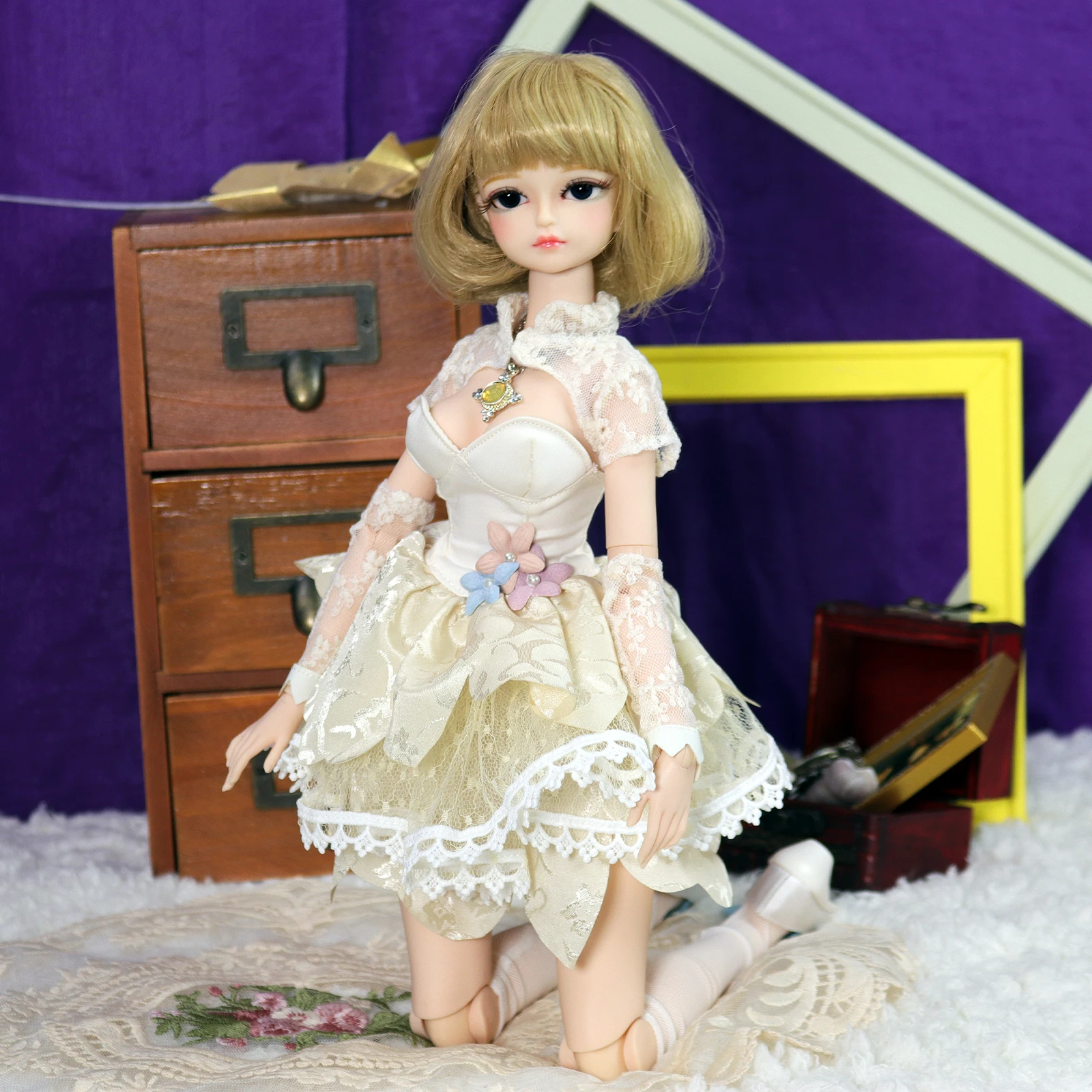 Boneca DBS 1/4 BJD com Corpo de Juntas Mecânicas e Maquiagem, Incluindo Peruca, Olhos e Roupas para Meninas Reborn