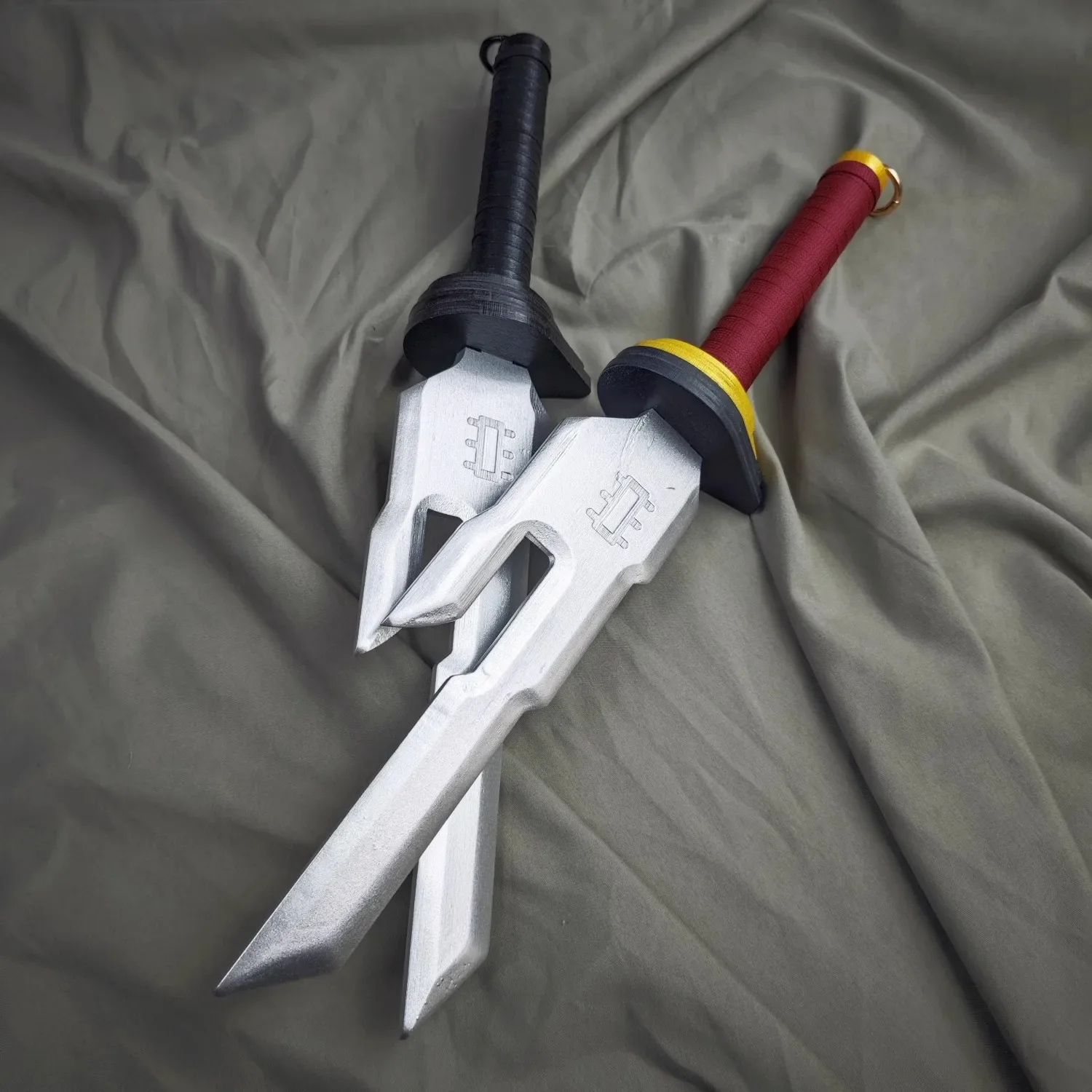 ดาบคาตานะอนิเมะจูจุสึไคเซ็นขนาด 46 ซม. ของสะสมดาบไม้รูปทรงหอกกลับหัว ดาบเทพเจ้า ของเล่นคอสเพลย์ อาวุธจำลอง ของขวัญสำหรับเด็กผู้ชาย