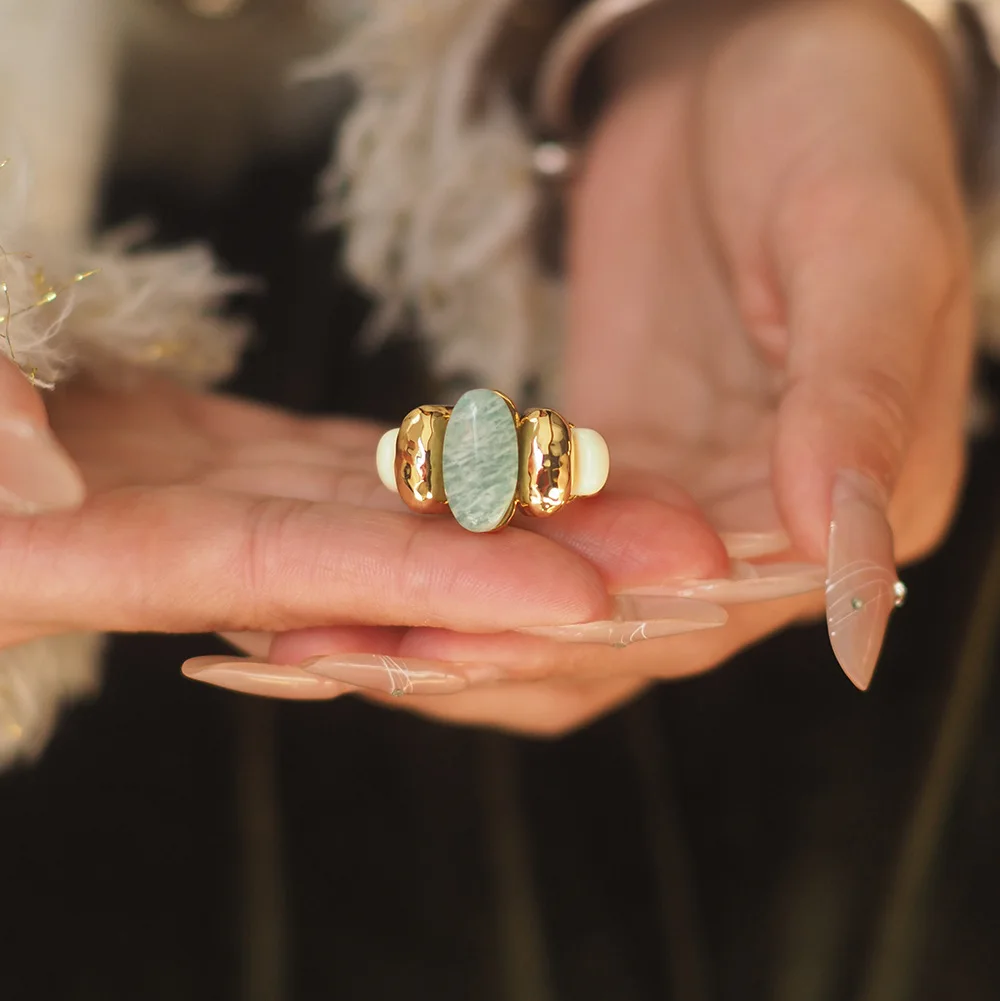 

Vintage Ring Niche Designer Tianhe Stone Fashion Personality European And American Style Jewelry