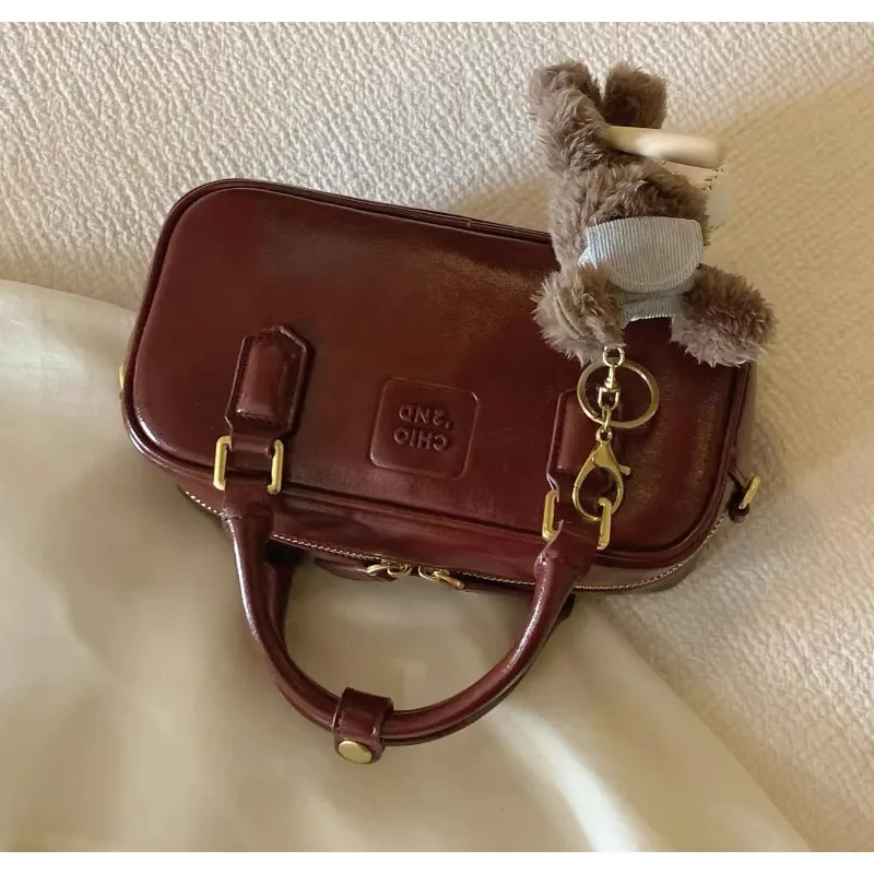 

Модная и минималистичная сумка-подушка в стиле латте, женская сумка для работы и поездок на работу, универсальная сумка через плечо на одно плечо.