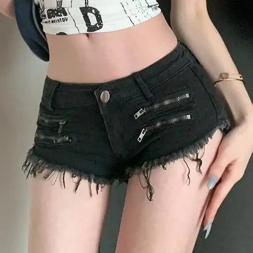 Black Low Waist Denim Shorts Women Zipper Frayed Hem Mini Shorts Gothic Punk Streetwear Sexy Clubwear Hot Pants Summer Casual