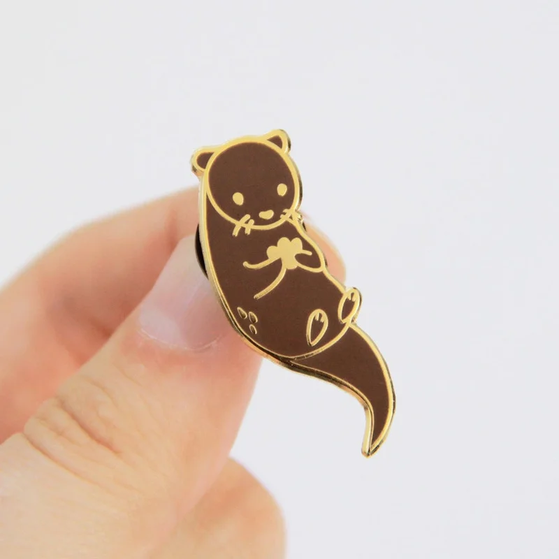 Otters Holding Hands Enamel Lapel Pin Animal Metal Badge Brooch for Jewelry Accessory