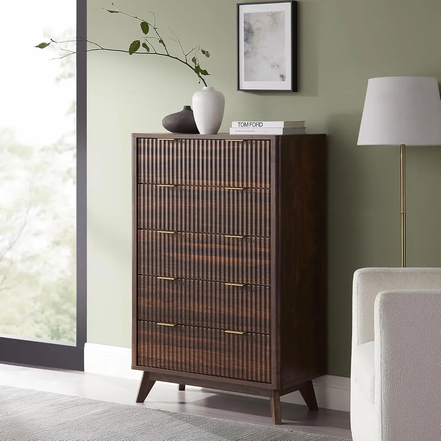 Organizador de cajones de madera para dormitorio, cómoda moderna de 48 pulgadas de alto, diseño de perfil curvo, cómoda estriada de 5 cajones