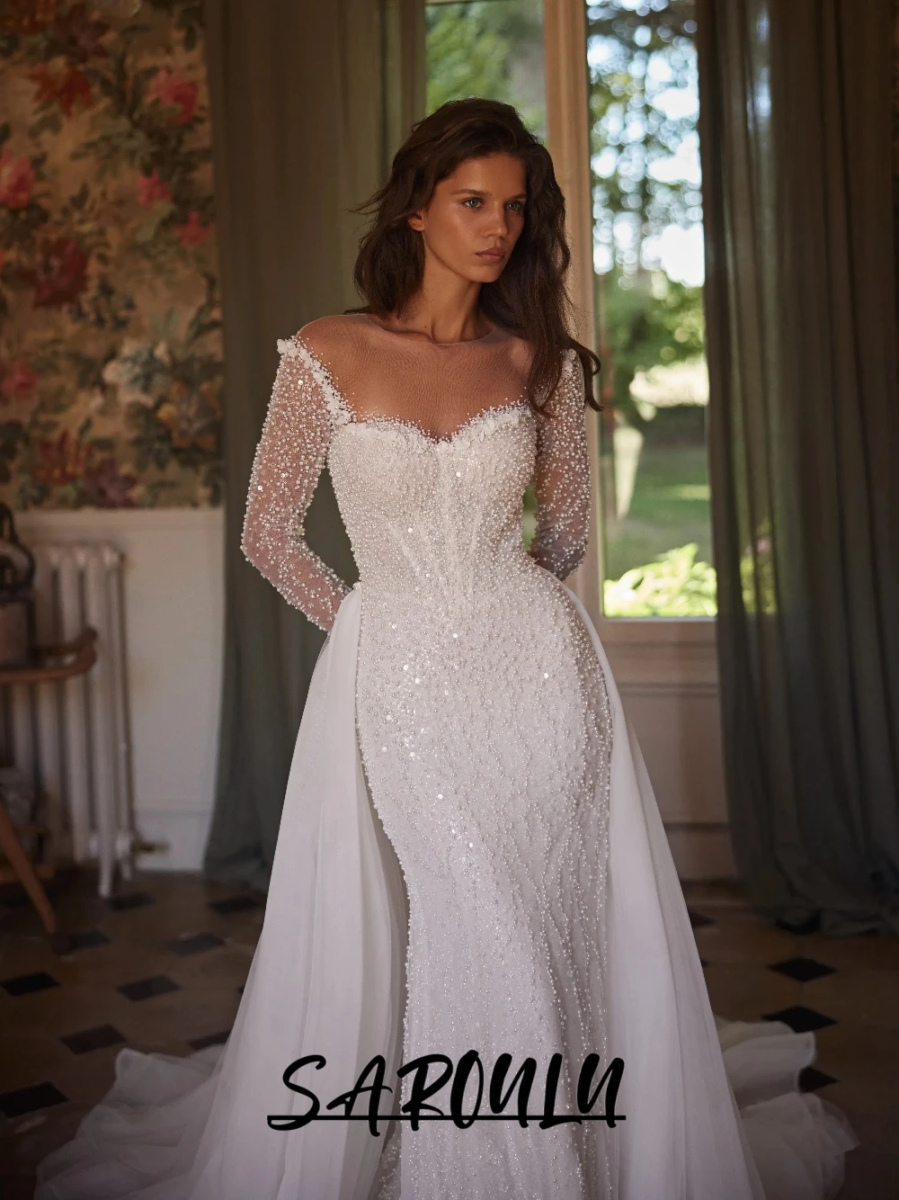 

New Arrival Retro Luxury Pearl Embellished Mermaid Wedding Dress High-end Detachable Train Sheer Long Sleeved Bridal Gown