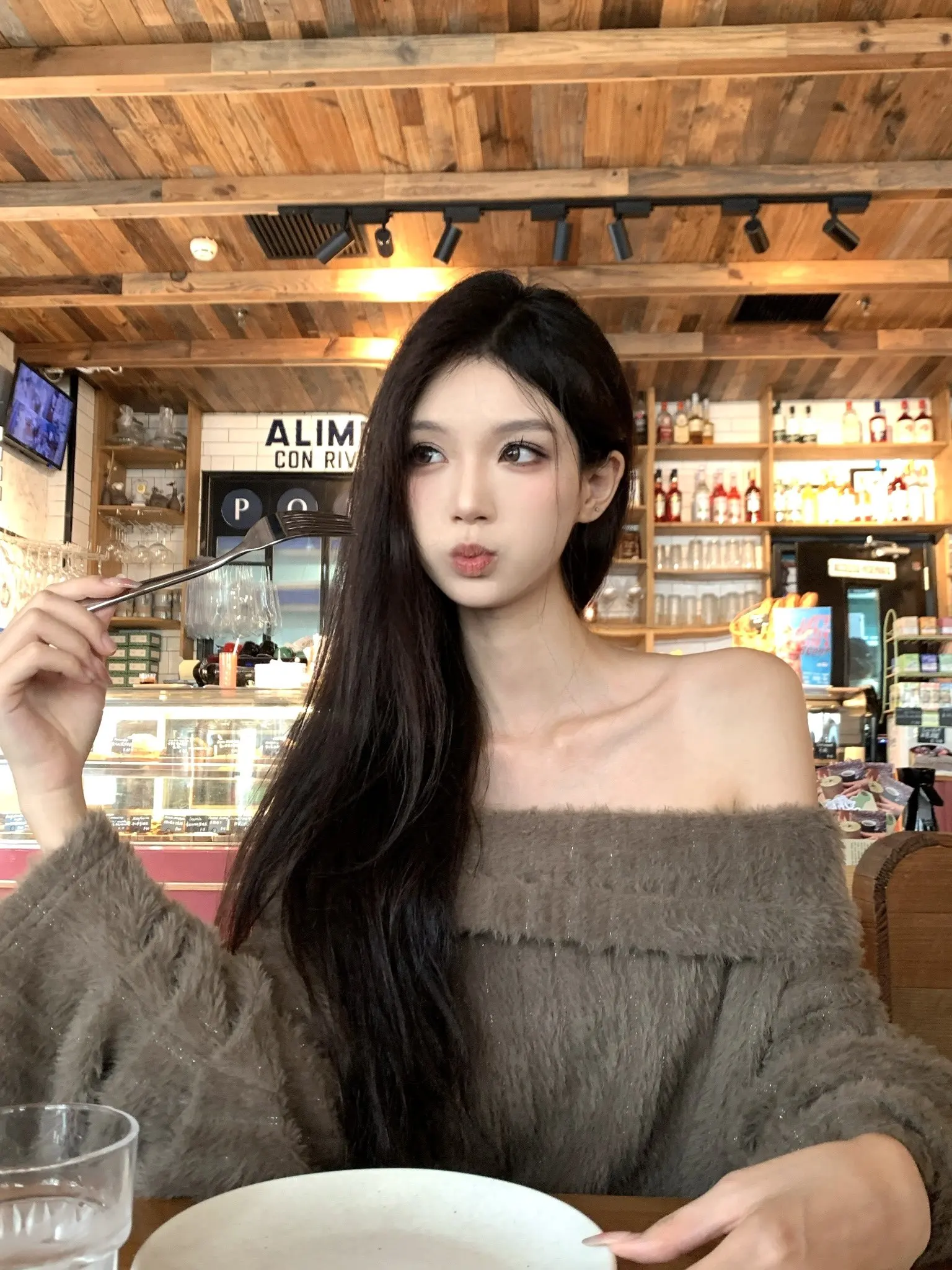 

Женский вязаный свитер Sweet Simp Pie Autumn American Style с одним открытым плечом, облегающий, для повседневной носки, из полиэстера