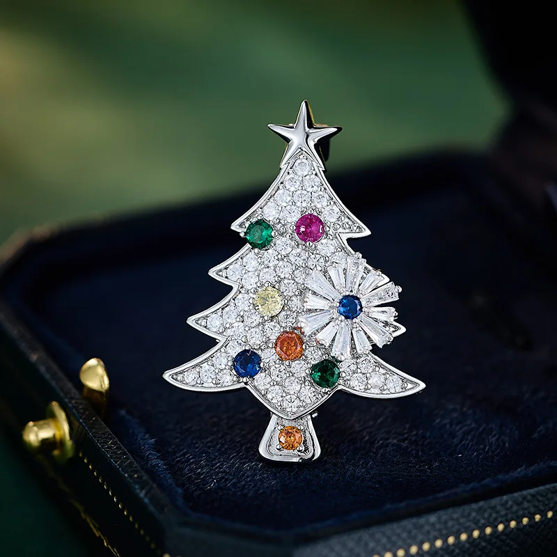 Elegant Christams Tree Brooch Pin Cubic Zirconia Lovely Coat Suit Brooch Corsage Xmas Party Jewelry Accessories Gift Wholesale