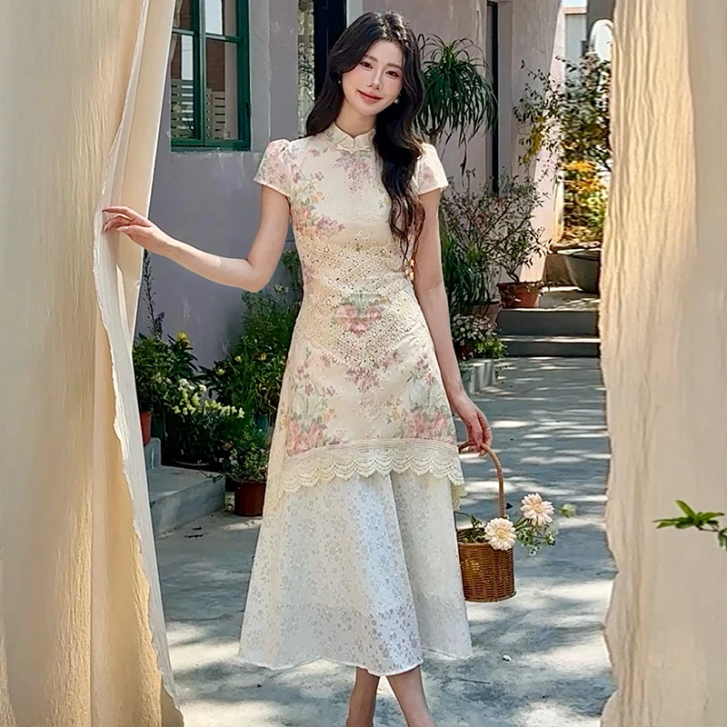 

Summer Women Short Sleeve Slim Long Dress High Quality Embroidery Hollow Out Lace Patchwork Chinese Style Floral Cheongsam Dress
