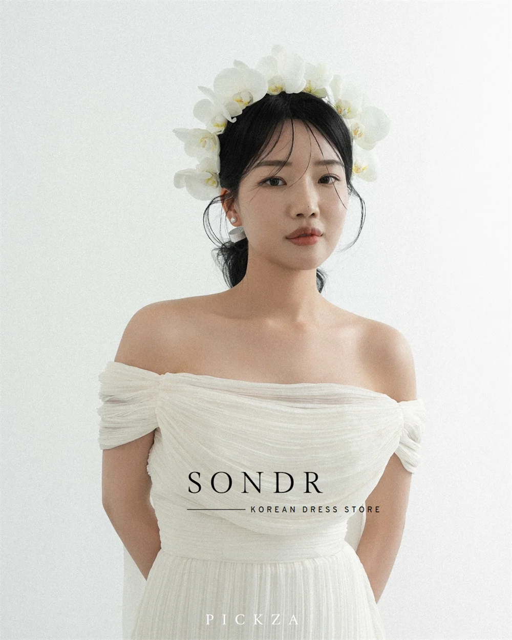 Sondr Off Shoulder Korea Ivory Backless Simple Wedding Dresses 웨딩드레스 Chiffon Ruched Custom Made Pretty Bride Gowns