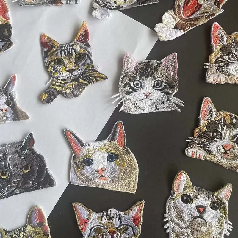 Cartoon Cute Cats Patch termokolant naszywki na ubrania, tkanina pasiasta wyszywany wzór kota aplikacja żelazko na łaty na odzież,