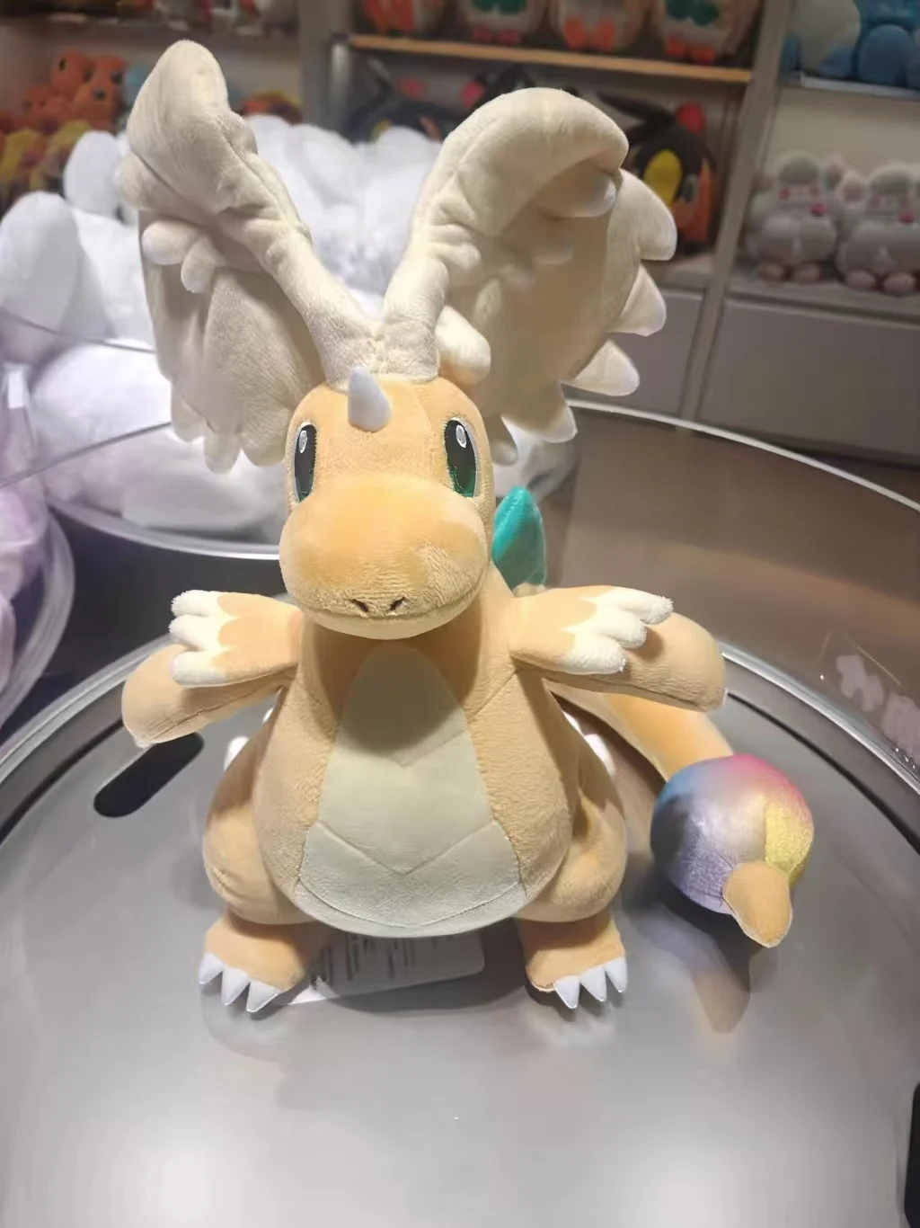 

Плюшевая подушка Pokémon Super Dragonite – мягкая игрушка-компаньон, идеальный комфортный подарок для фанатов