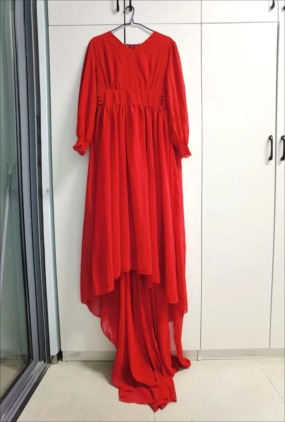 

V-neck Vintage Red Chiffon Dress With Trailing Long Sleeves Elegant Easide Vacation Dress Travel Photography Long Dress Flowing