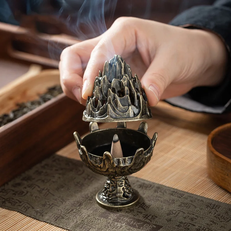 Alloy Incense Burner Tabletop Ornament Cone Sandalwood Stick Cense Holder Portable Small Thurible Home Burner Desk Decoration