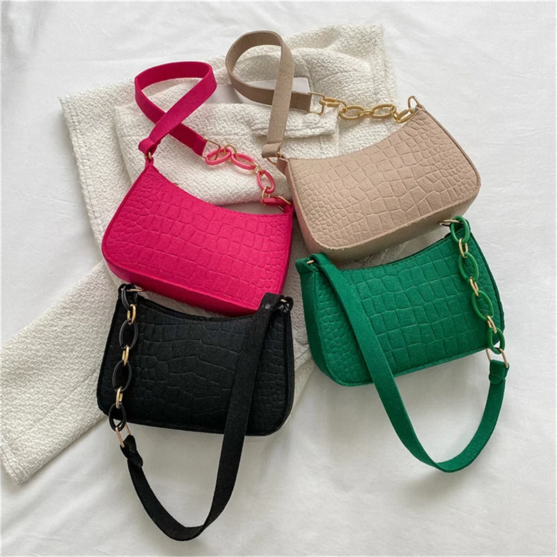 

1pcs Felt Shoulder Bag Women Subaxillary Bag Niche Design Advanced Texture Armpit Handbag Crescent Saddle Bag Dermatoglyph