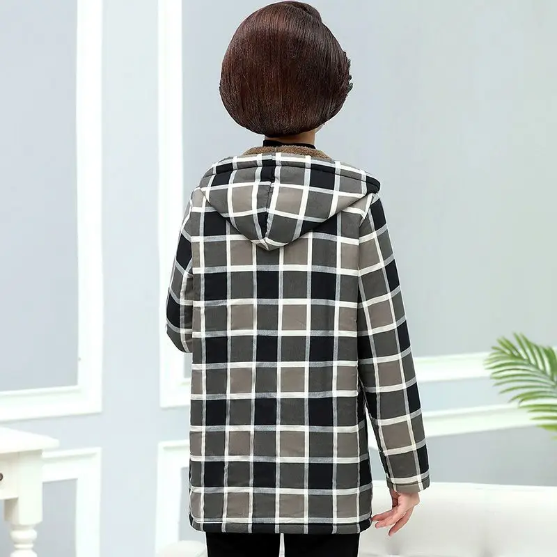 Middle Aged Women\'s Thick Cotton Coat with Added Velvet Fashionable Mother\'s Plaid Loose Cotton Coat Hooded Dirt Resistant Thick