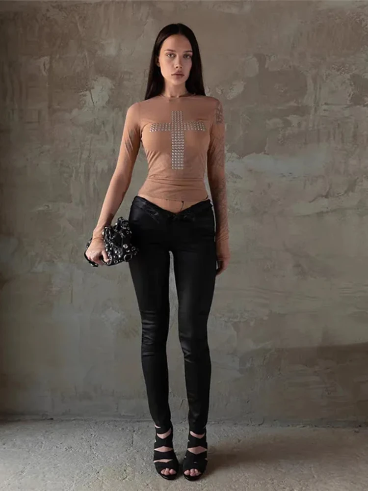 

Модный топ с эстетикой Харадзюку и принтом в стиле панк, сексуальная пикантная девушка, тонкая универсальная футболка с круглым вырезом, классическая готическая футболка High Street