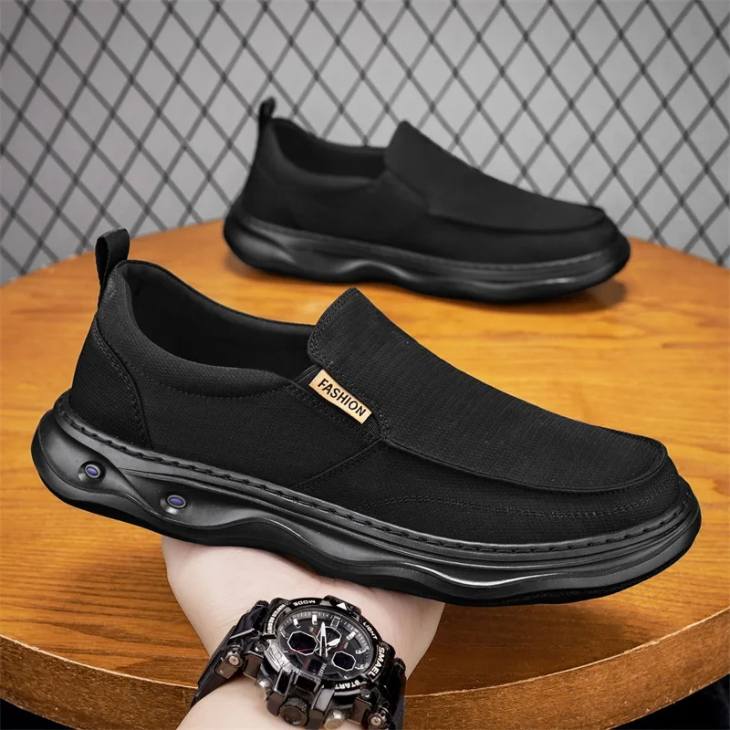 

Beijing Old Man Canvas Shoes Men's 2026 New Summer Casual Slip-On Black Soft Bottom Anti-Slip Lightweight Men's Footwear