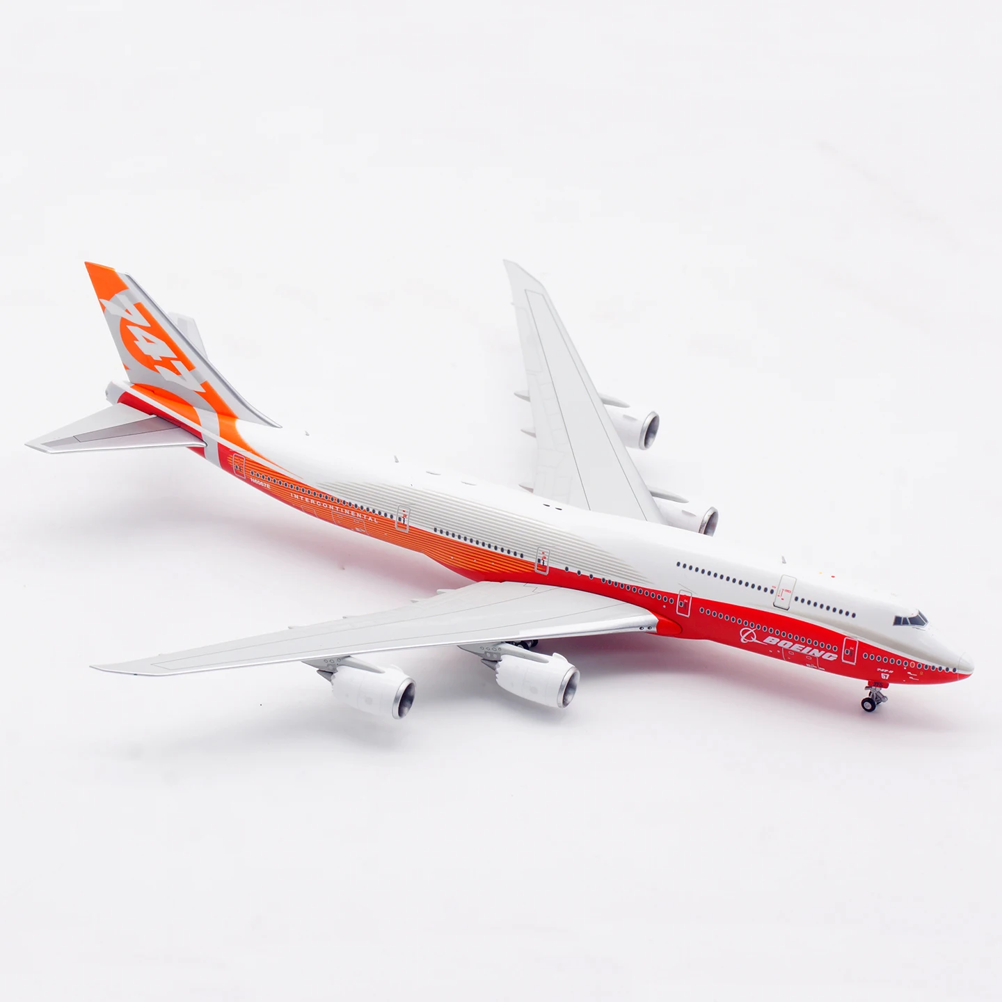 B631002 โลหะผสมสะสมเครื่องบินของขวัญ HX รุ่น 1:400 โบอิ้ง B747-8 Sunrise 'สีบ้าน' เครื่องบิน Diecast Jet รุ่น N6067E
