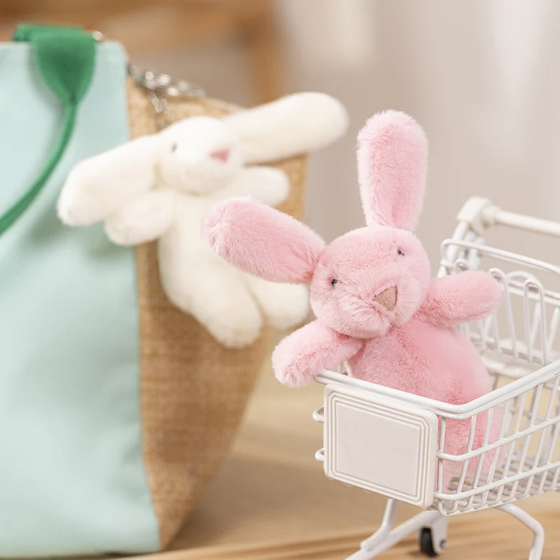 The creative design of the bunny plush toy pendant is soft, comfortable, soothing, and cute. It can be used as a gift