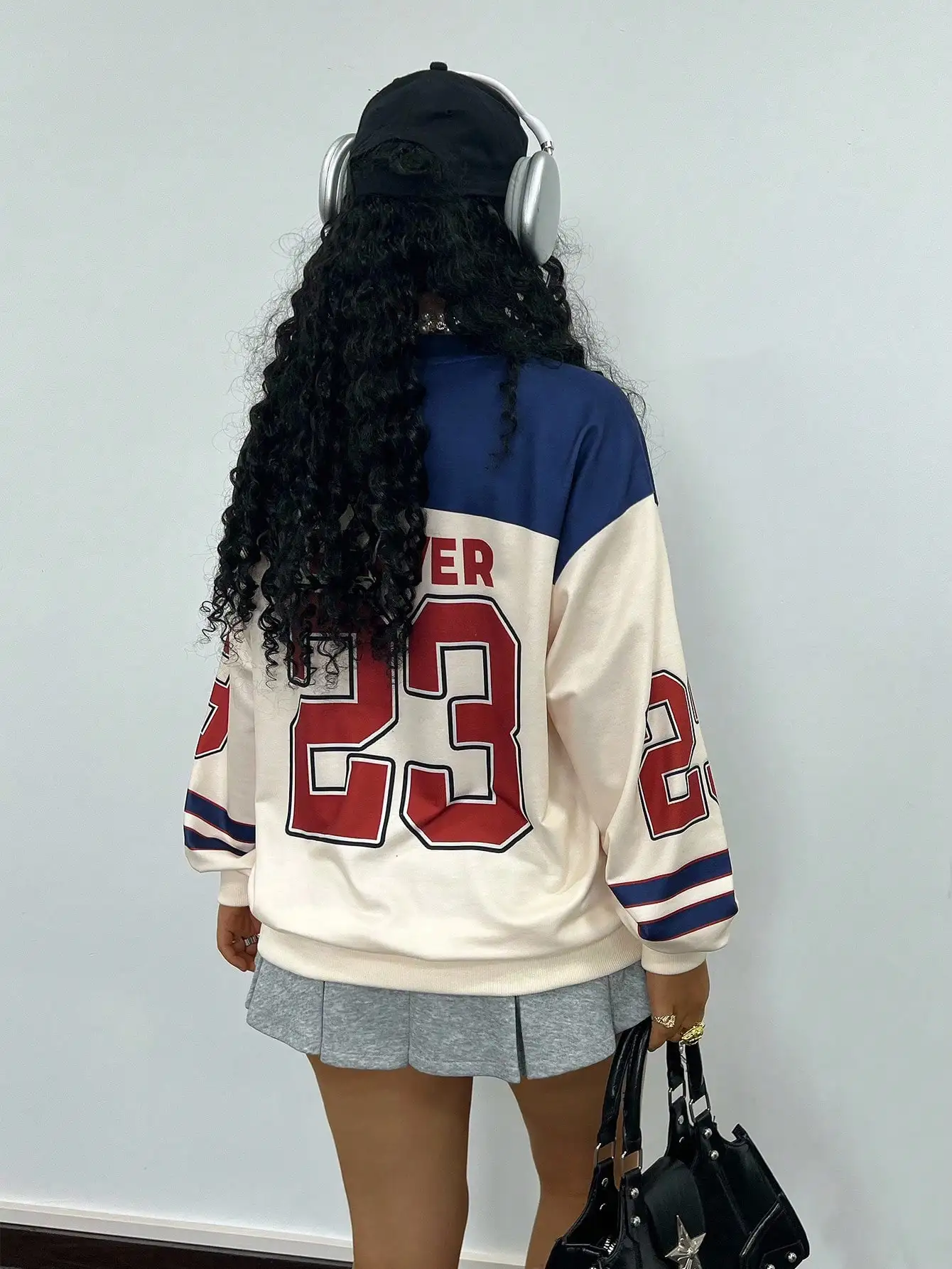 Damska bluza California Athletic z nadrukiem, z obniżonymi ramionami, retro dekolt w serek, długi rękaw, casualowa bluzka na jesień i zimę.