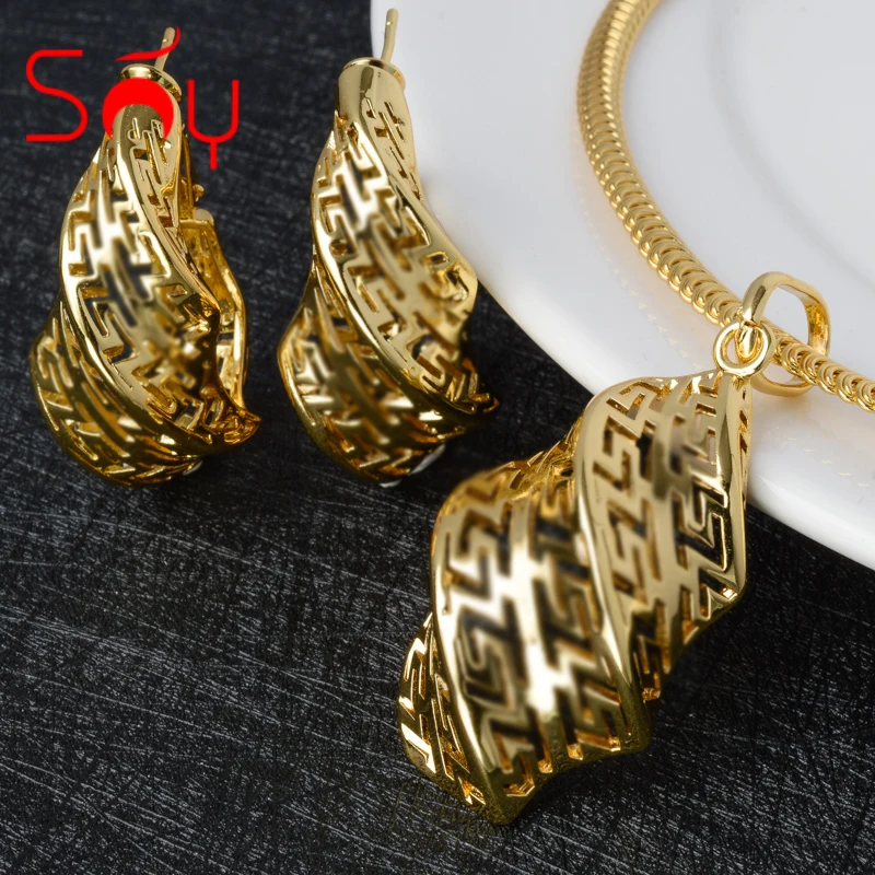 

Dubai 18k Gold-plated Two-piece Set Pendant Necklace Earrings Set Hollow Design Fashion Jewelry Accessories Wedding Party Gifts