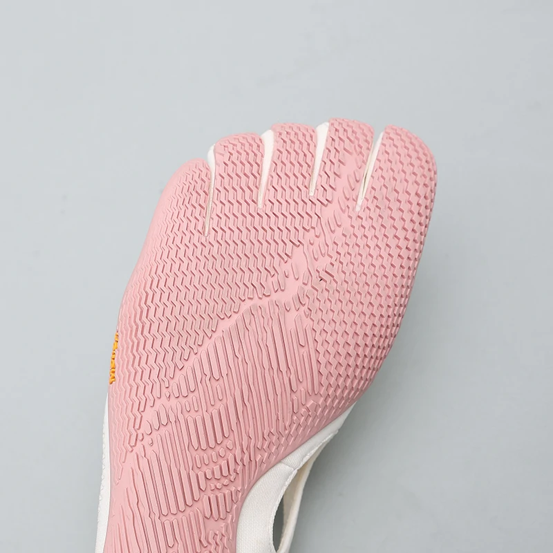 Damen Aqua-Schuhe mit geteilter Zehenpartie | Schnelltrocknende Rutschfeste Wassersocken für Yoga, Wandern, Strand & Pool | Leichtgewichtiger Barfuß-Pilates- und Tanzschuh – Detail 5